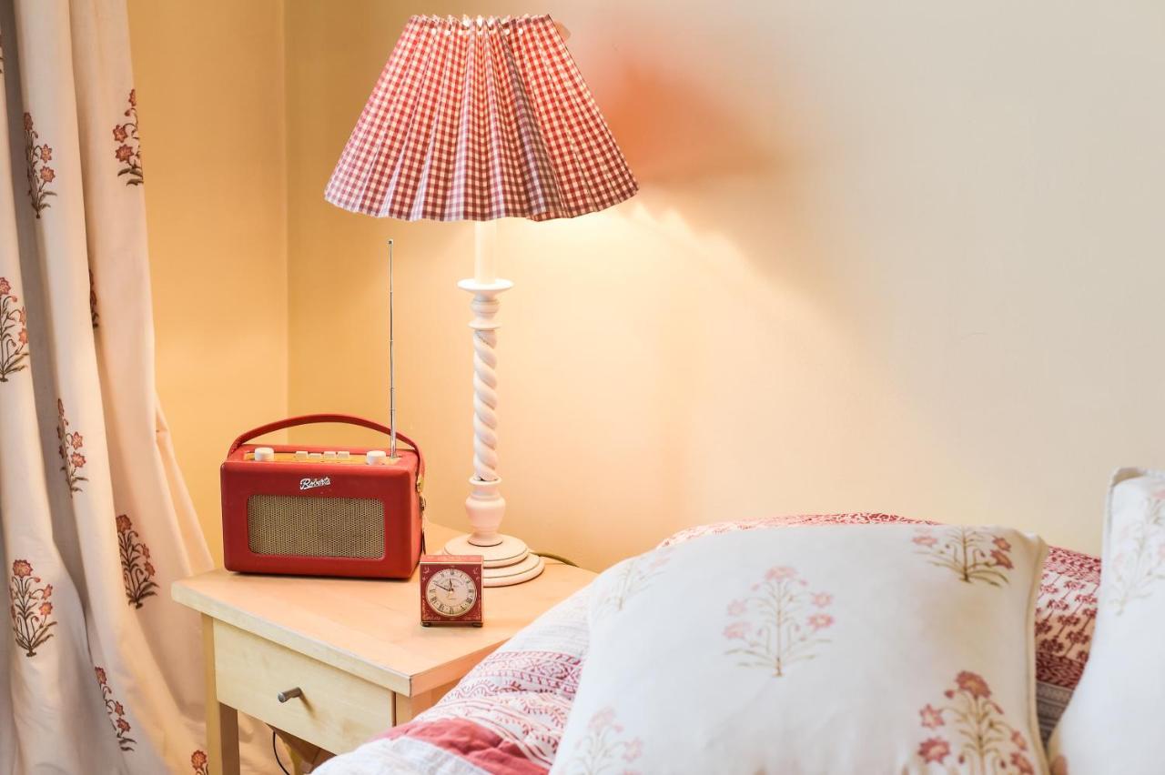 Апартаменты Smart Flat Near Pimlico Tube Лондон Экстерьер фото